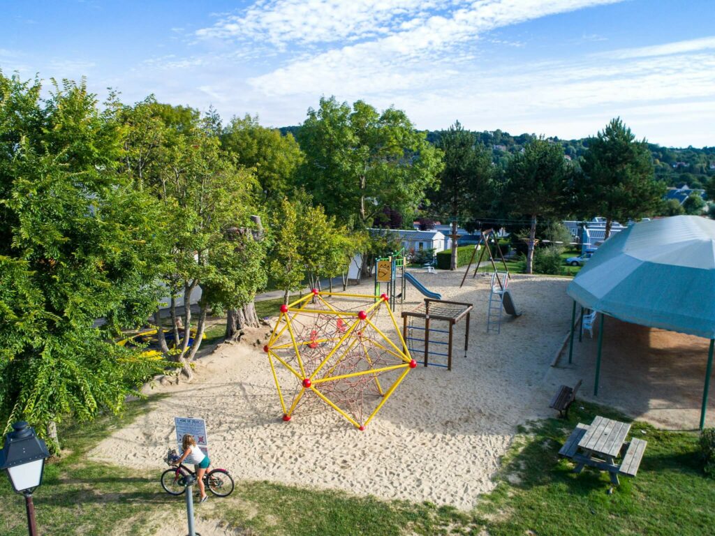 aire de jeux pour enfants