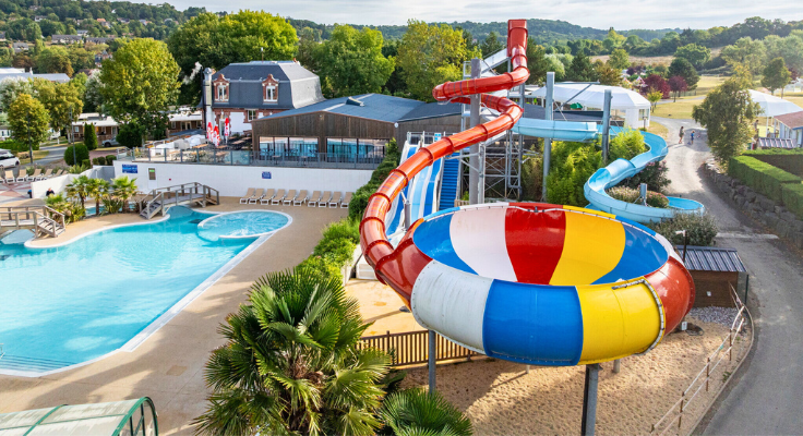 Espace aquatique, camping la Vallée - toboggan